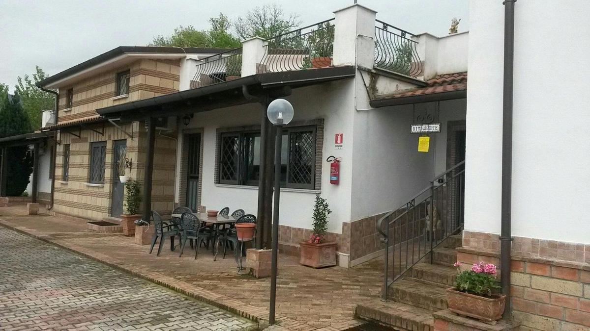 Hotel Agriturismo Borgo Nuovo Sant'Agata Dei Goti Migliara-San Silvestro Zewnętrze zdjęcie